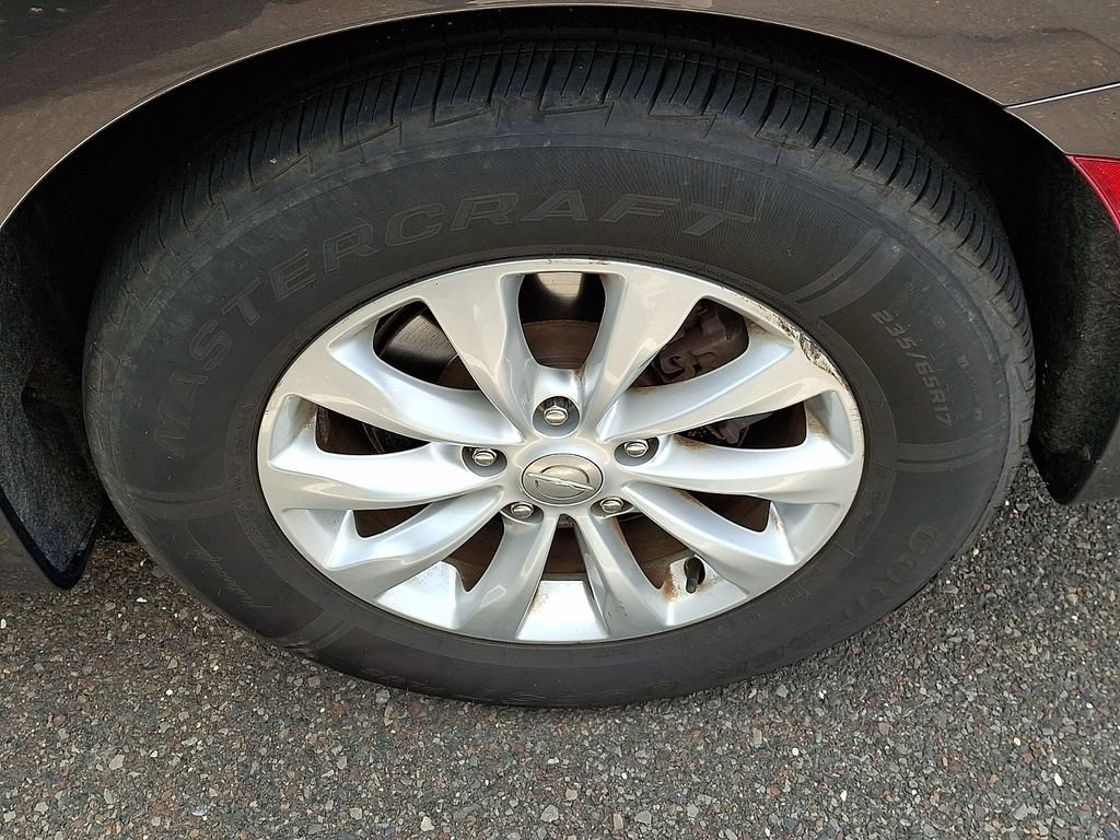 Used 2019 Chrysler Pacifica Touring-L FWD image 8