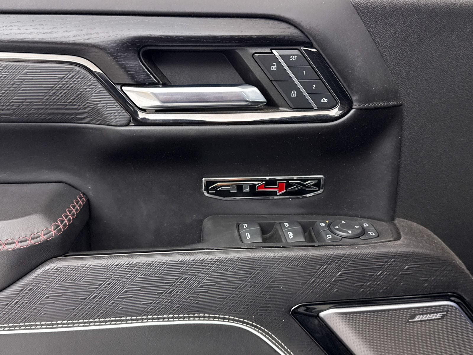 Used 2024 GMC Sierra 1500 AT4X w/ AT4X AEV Edition AWD/4WD image 32
