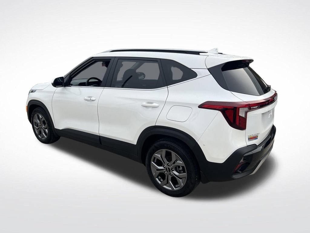 Certified 2024 Kia Seltos S FWD image 49