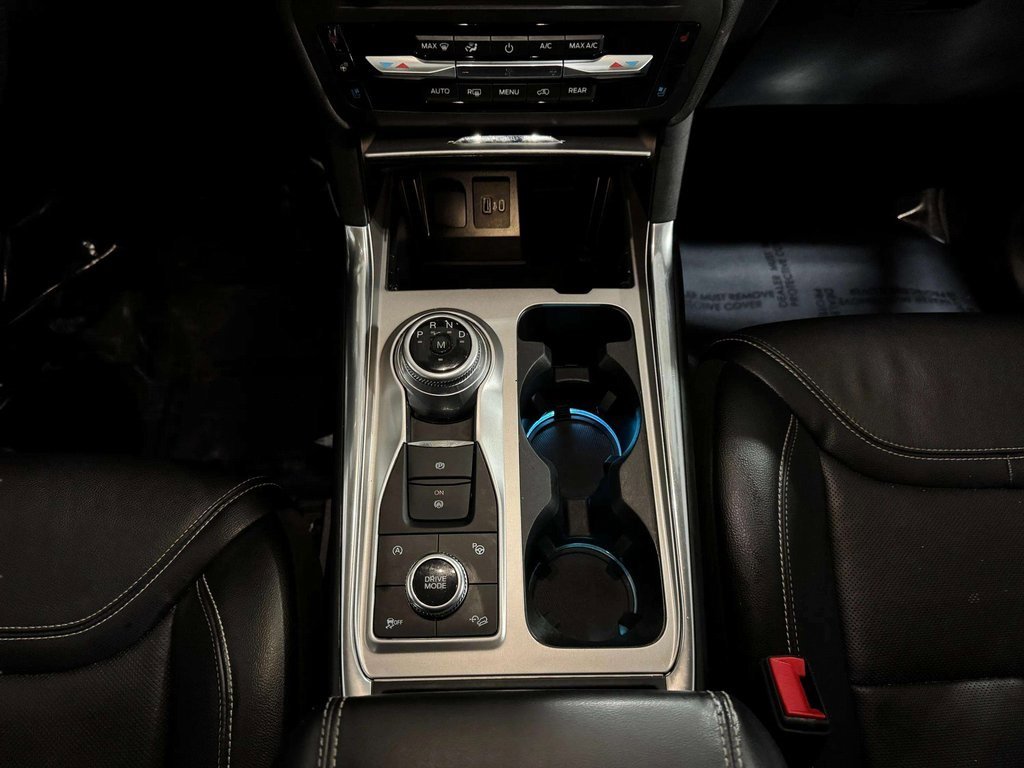 Used 2020 Ford Explorer ST image 14