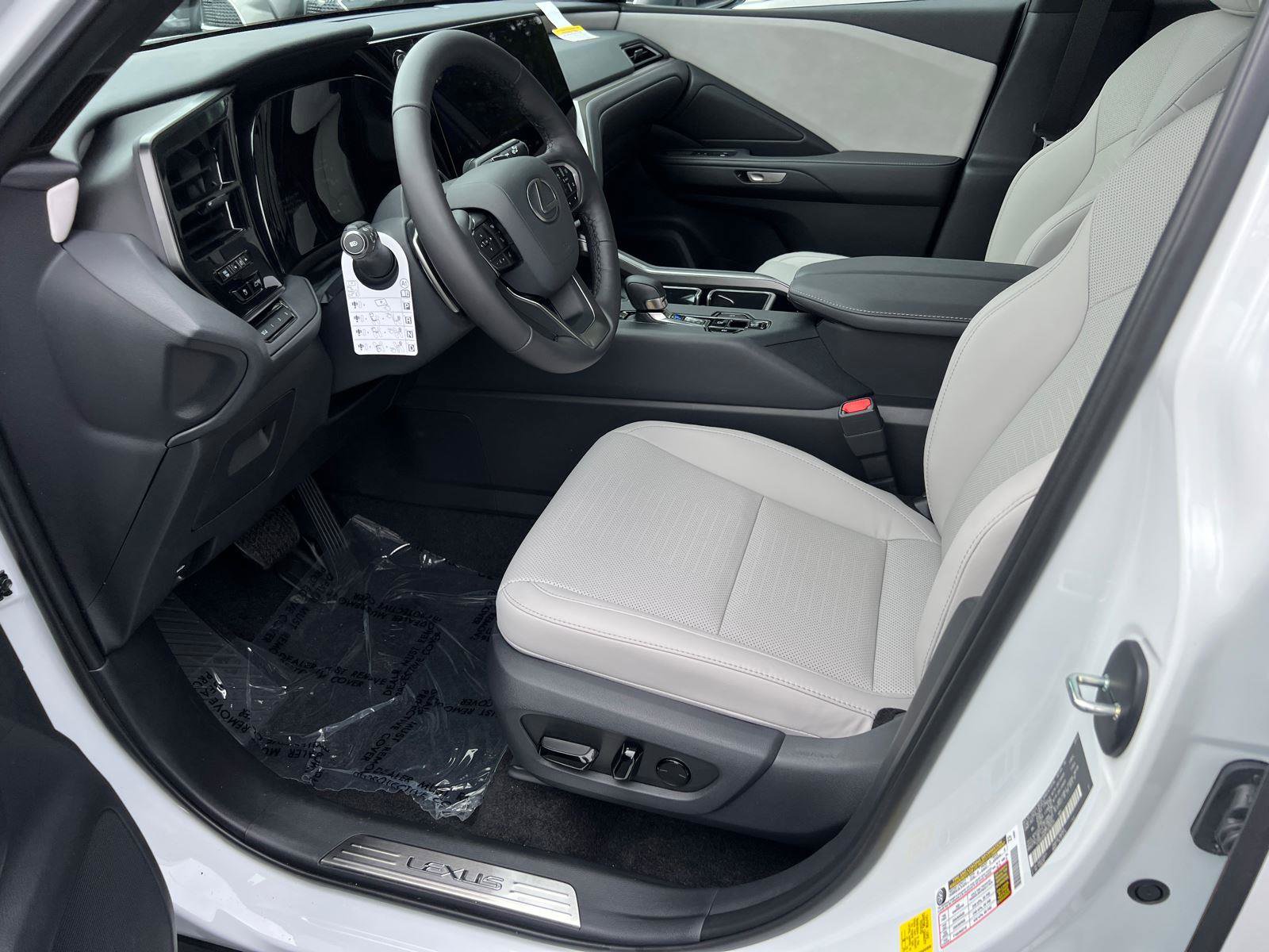New 2026 Lexus TX 350 FWD image 10