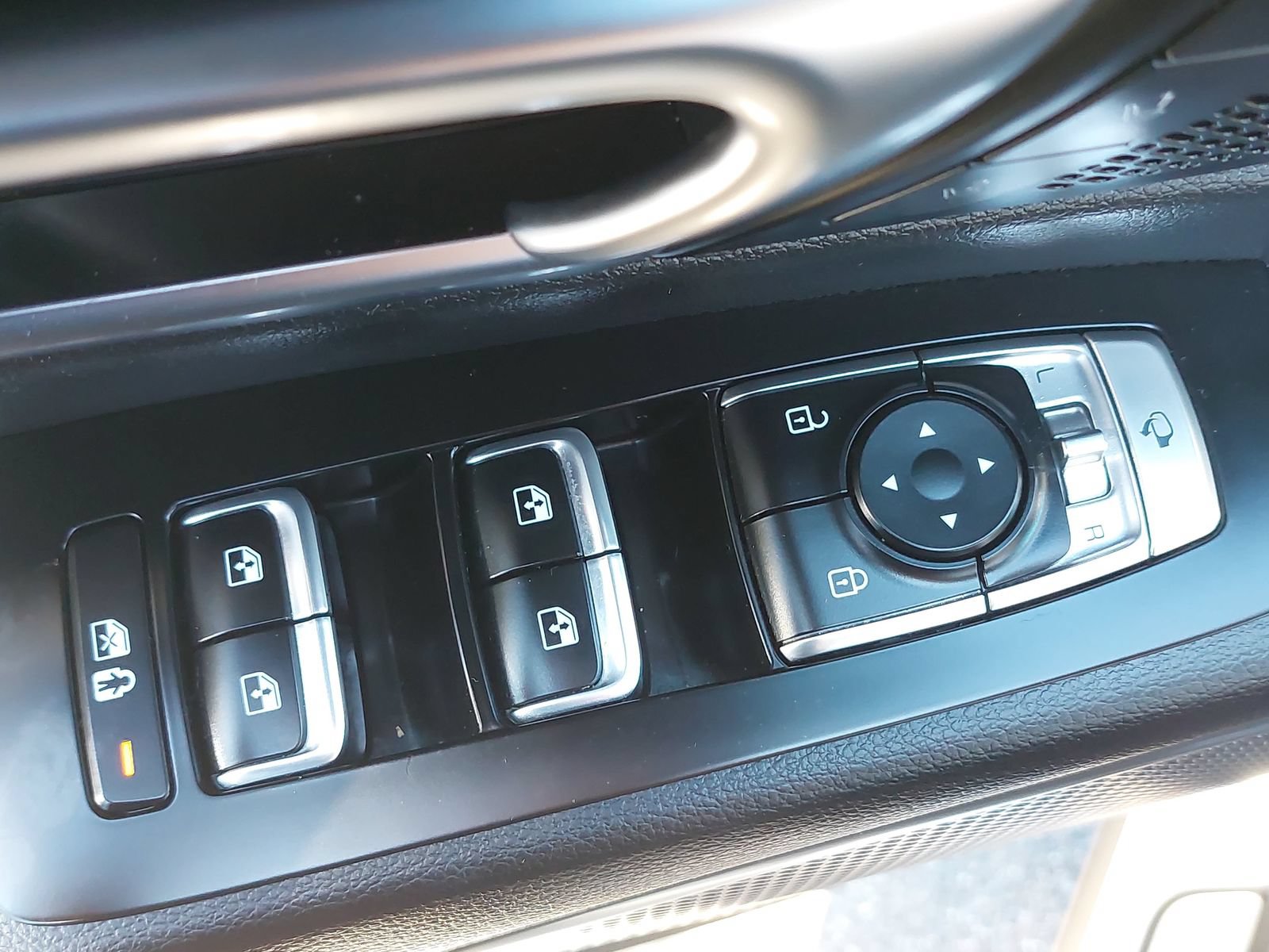 Used 2021 Kia Telluride SX w/ Towing Package FWD image 31