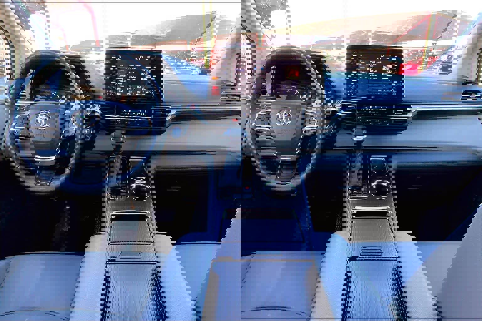 Used 2024 Toyota Sienna XLE image 16