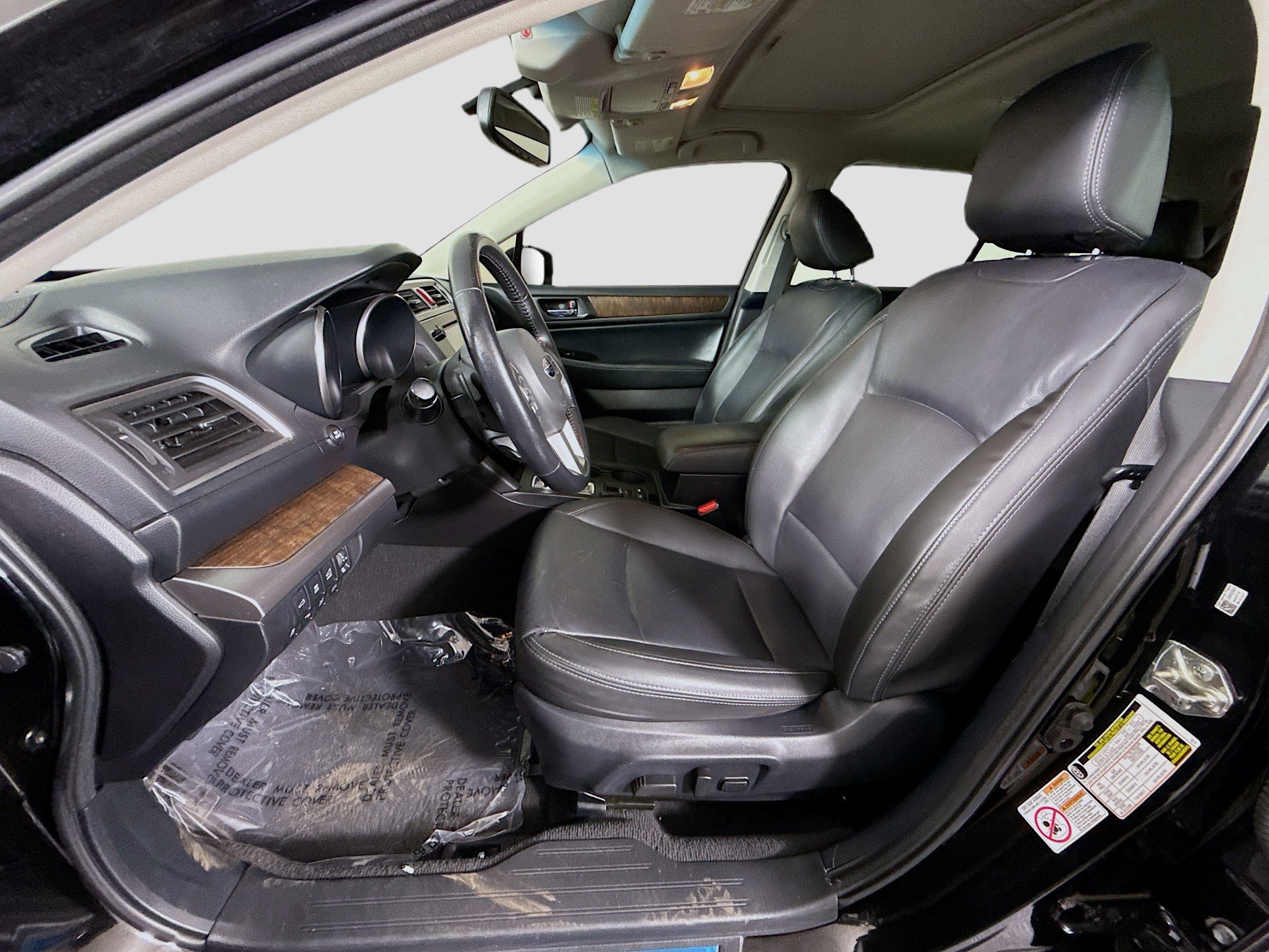 Used 2016 Subaru Outback 3.6R Limited image 22