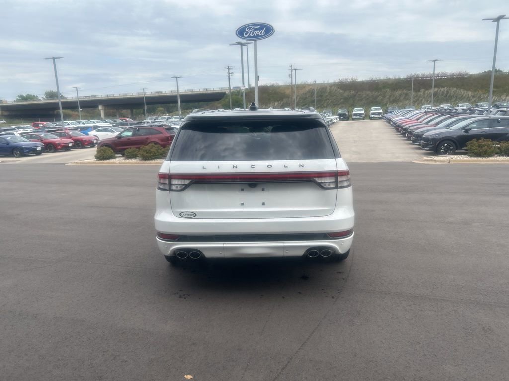 New 2025 Lincoln Aviator Black Label w/ Black Label Special Edition image 6