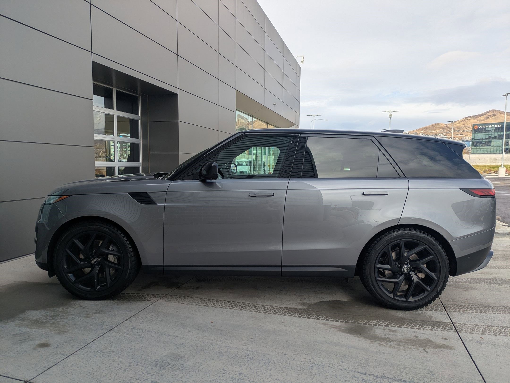 Certified 2023 Land Rover Range Rover Sport SE image 11