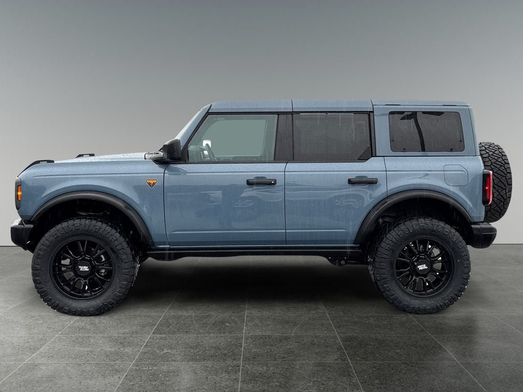 Used 2025 Ford Bronco Badlands AWD/4WD image 4