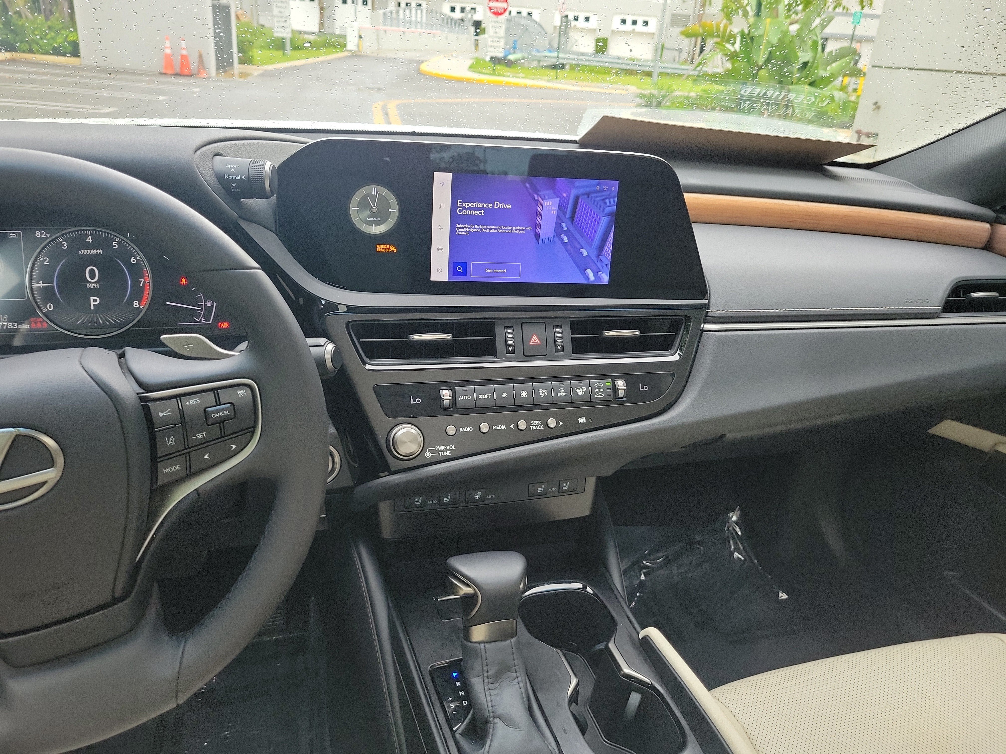 Used 2024 Lexus ES 350 w/ Premium Package FWD image 17