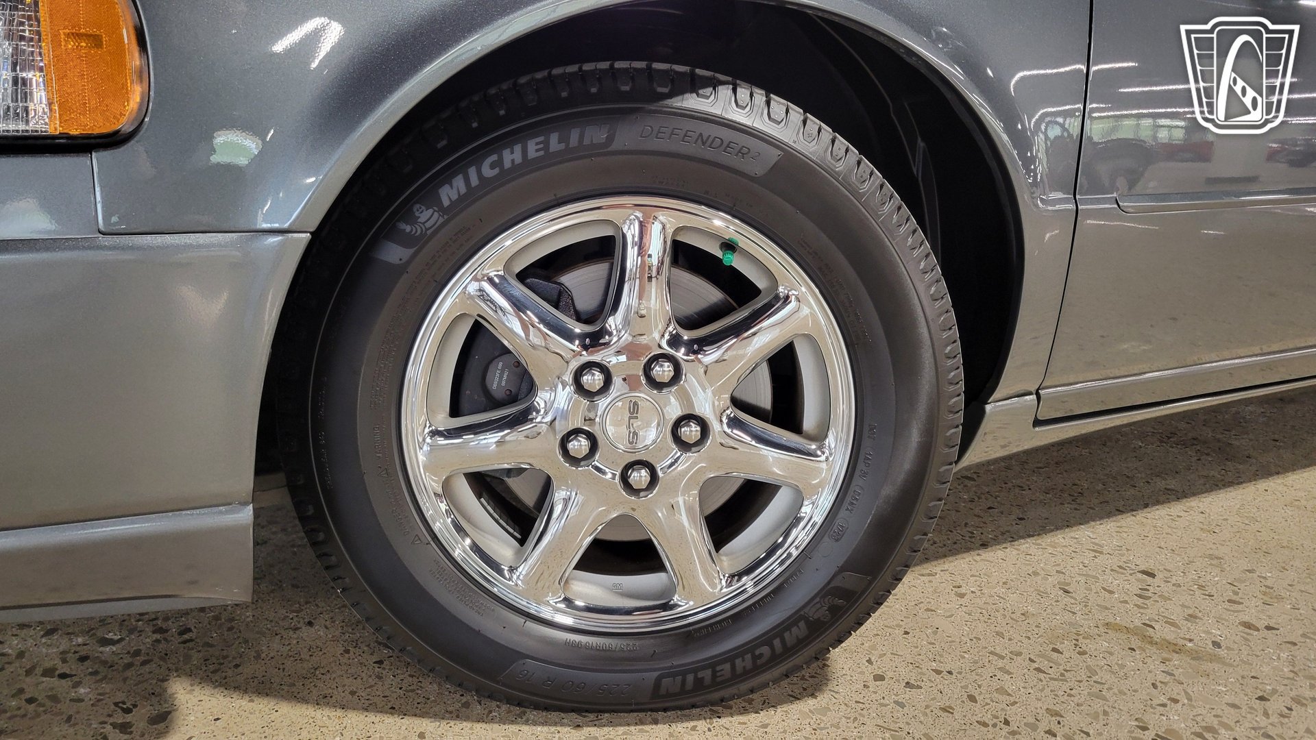 Used 2004 Cadillac Seville SLS w/ Preferred Equipment Group FWD image 5