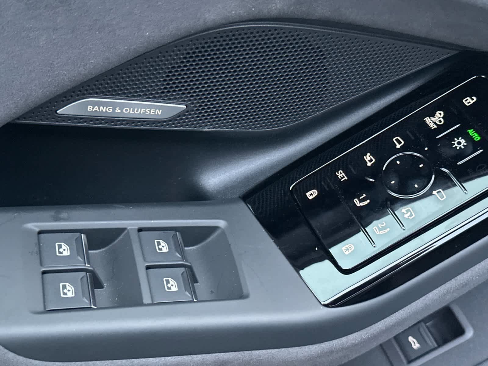 New 2025 Audi S6 e-tron Premium Plus AWD/4WD image 13