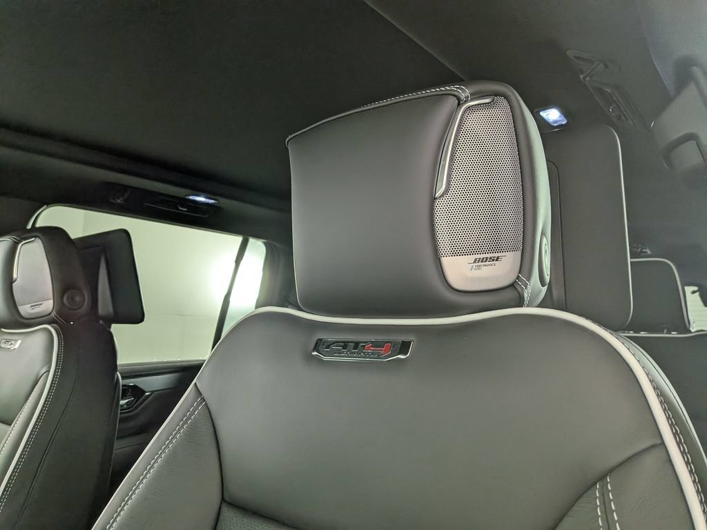 New 2026 GMC Yukon XL AT4 Ultimate w/ LPO, Floor Liner Package AWD/4WD image 20
