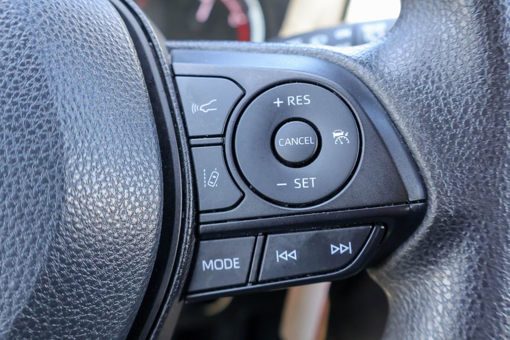 Used 2024 Toyota RAV4 LE image 13