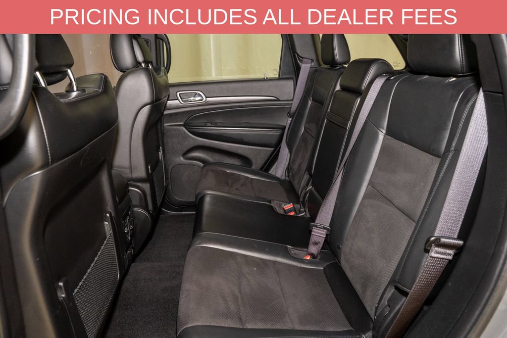 Used 2021 Jeep Grand Cherokee Laredo X AWD/4WD image 9