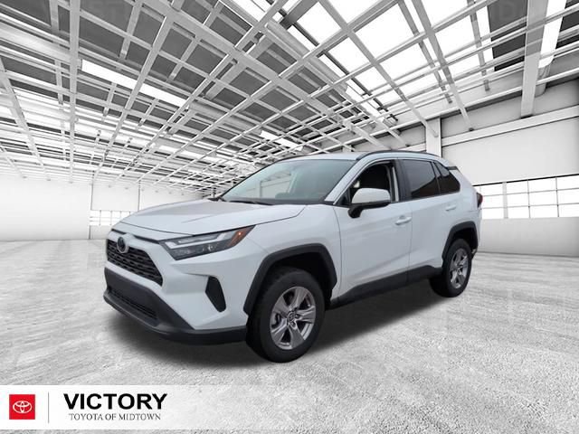 Used 2025 Toyota RAV4 XLE FWD image 7