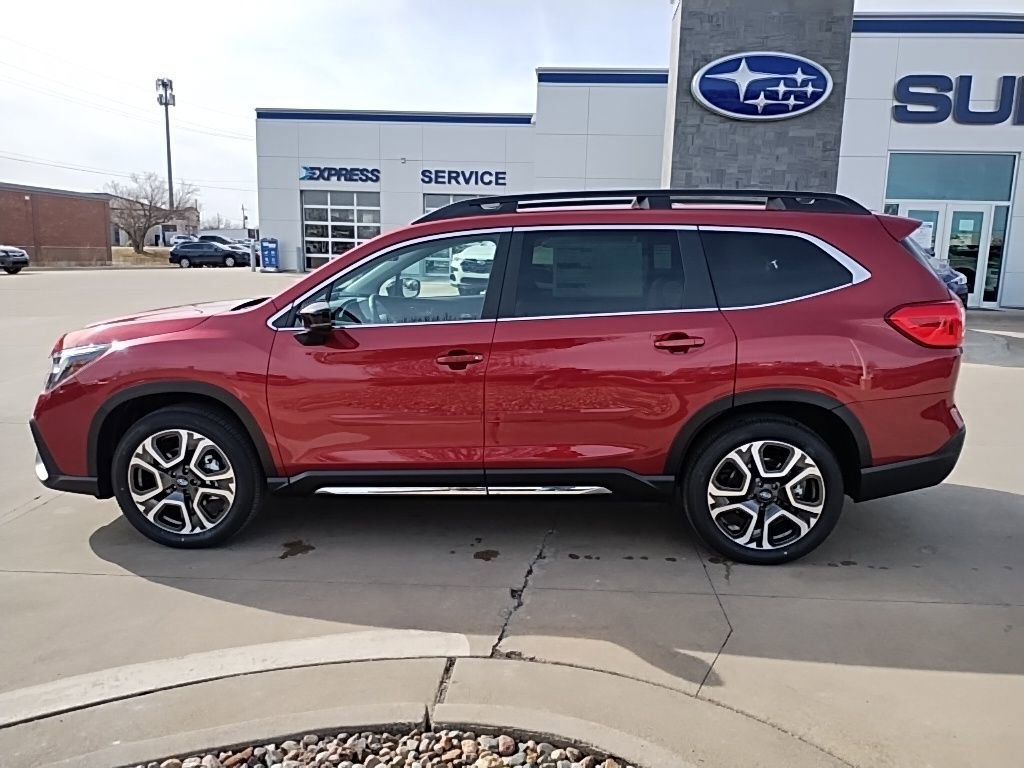 Used 2026 Subaru Ascent Limited AWD/4WD image 11