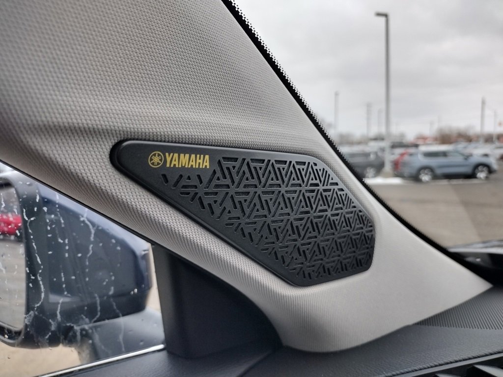 New 2026 Mitsubishi Outlander SE image 21