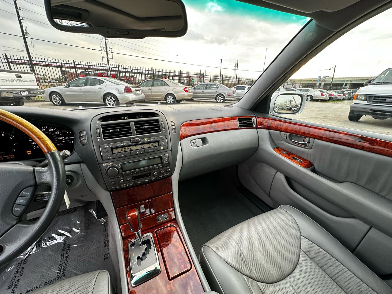 Used 2004 Lexus LS 430 RWD image 41