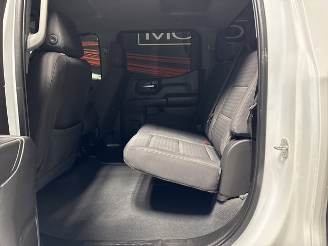 Used 2023 Chevrolet Silverado 1500 Custom image 15
