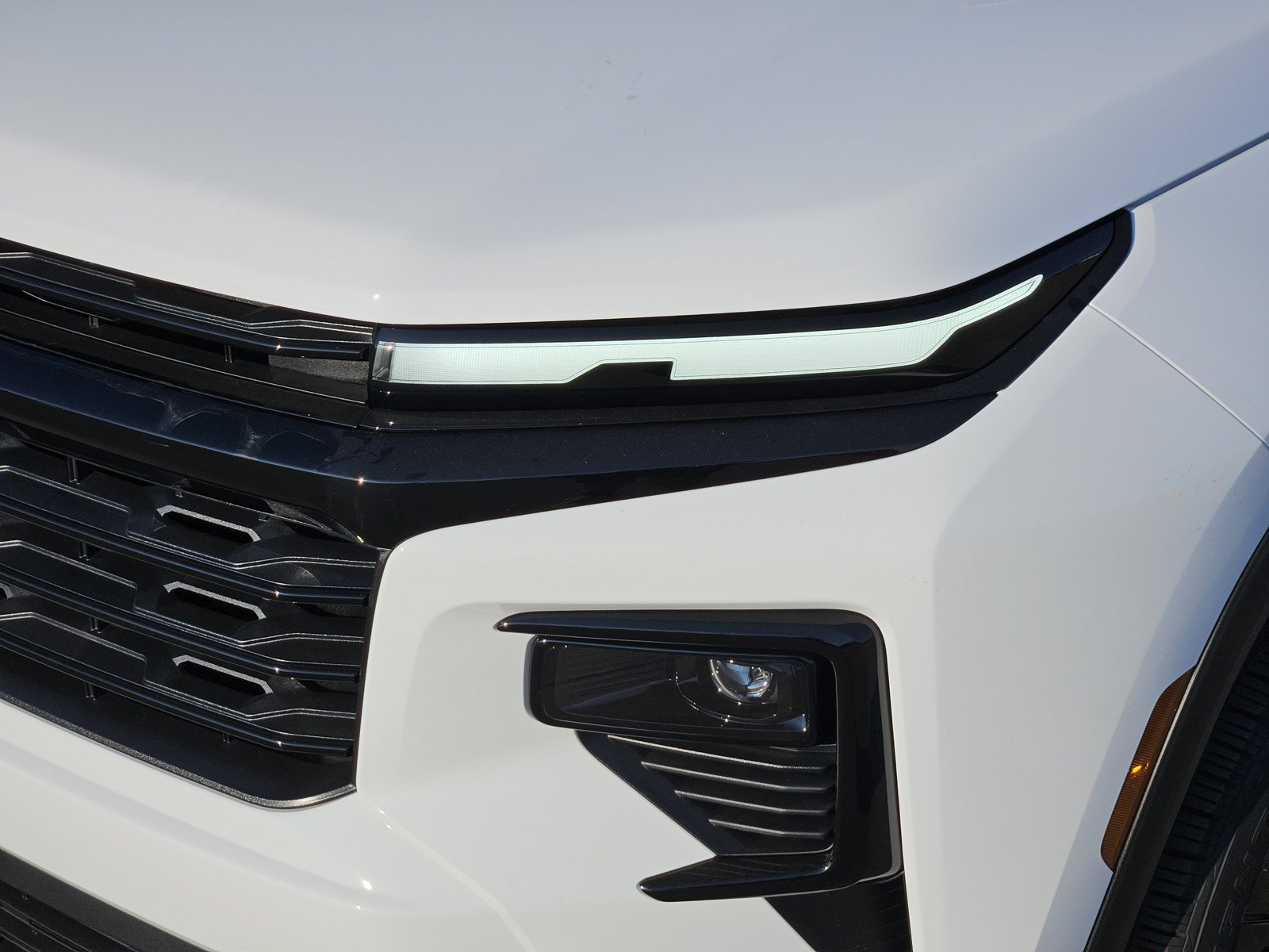 New 2027 Chevrolet Traverse LT w/ Midnight/Sport Edition FWD image 5