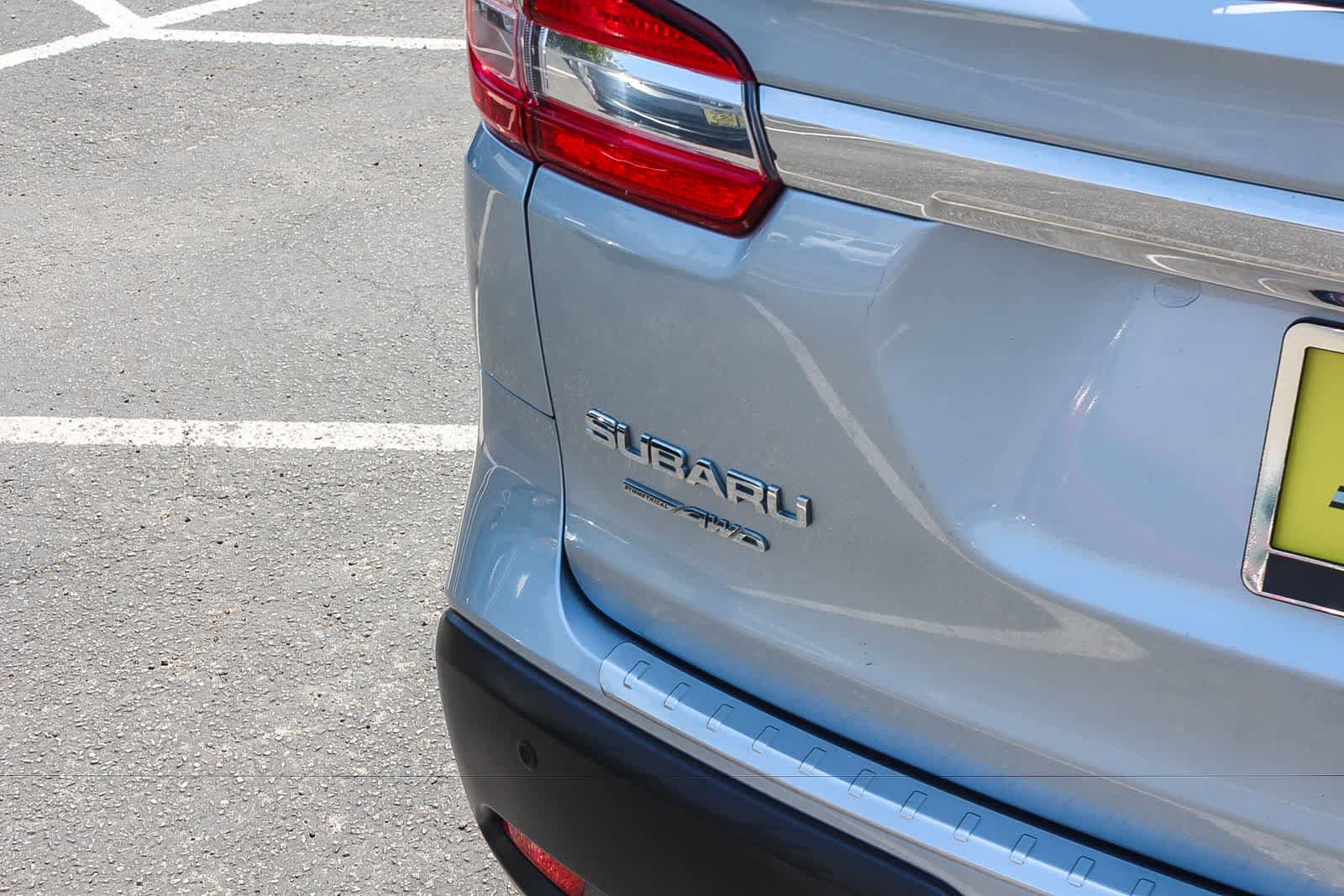 Used 2022 Subaru Ascent Premium w/ Convenience Package AWD/4WD image 9