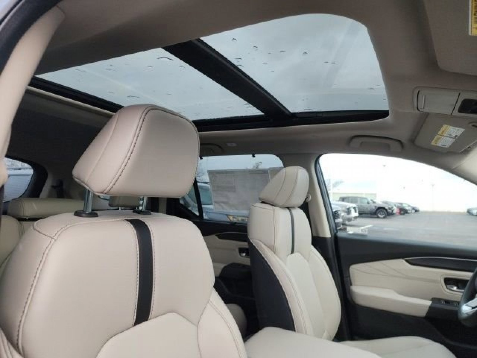 New 2026 Honda Pilot Touring image 13