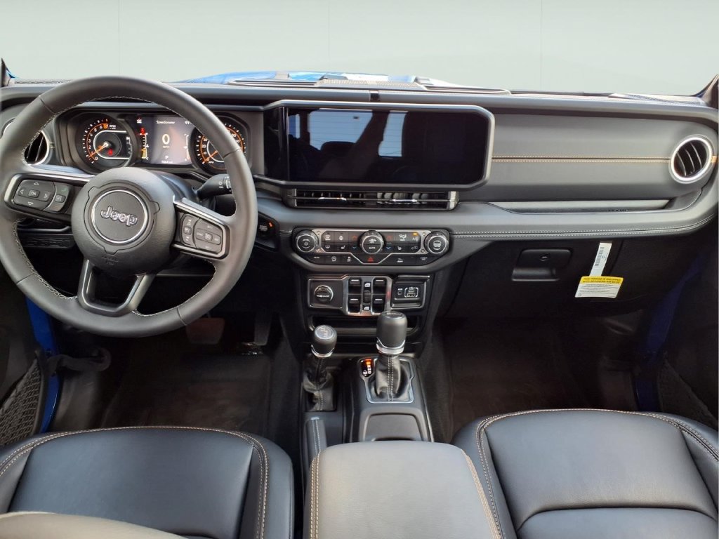 New 2026 Jeep Gladiator Sport AWD/4WD image 14