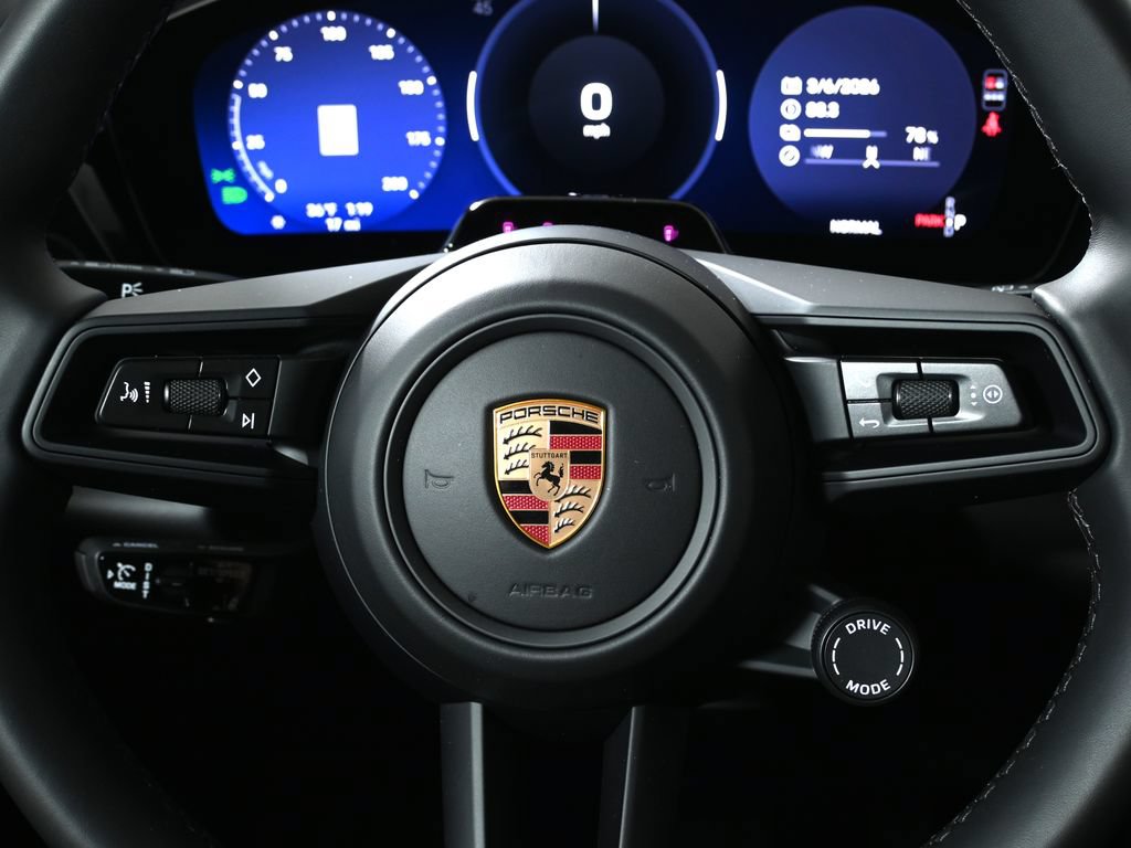New 2026 Porsche Macan 4 Electric AWD/4WD image 19