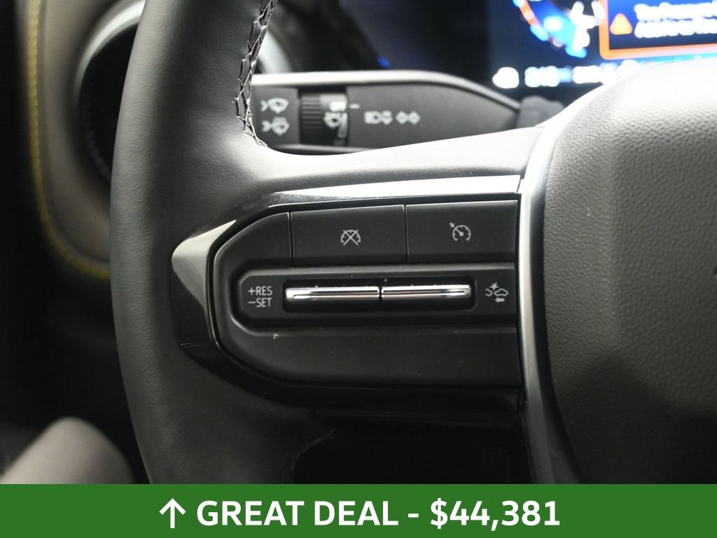 Used 2024 Chevrolet Colorado ZR2 w/ ZR2 Convenience Package III image 21