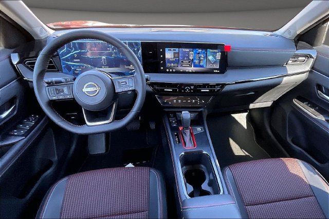 New 2027 Nissan Kicks SR AWD/4WD image 5
