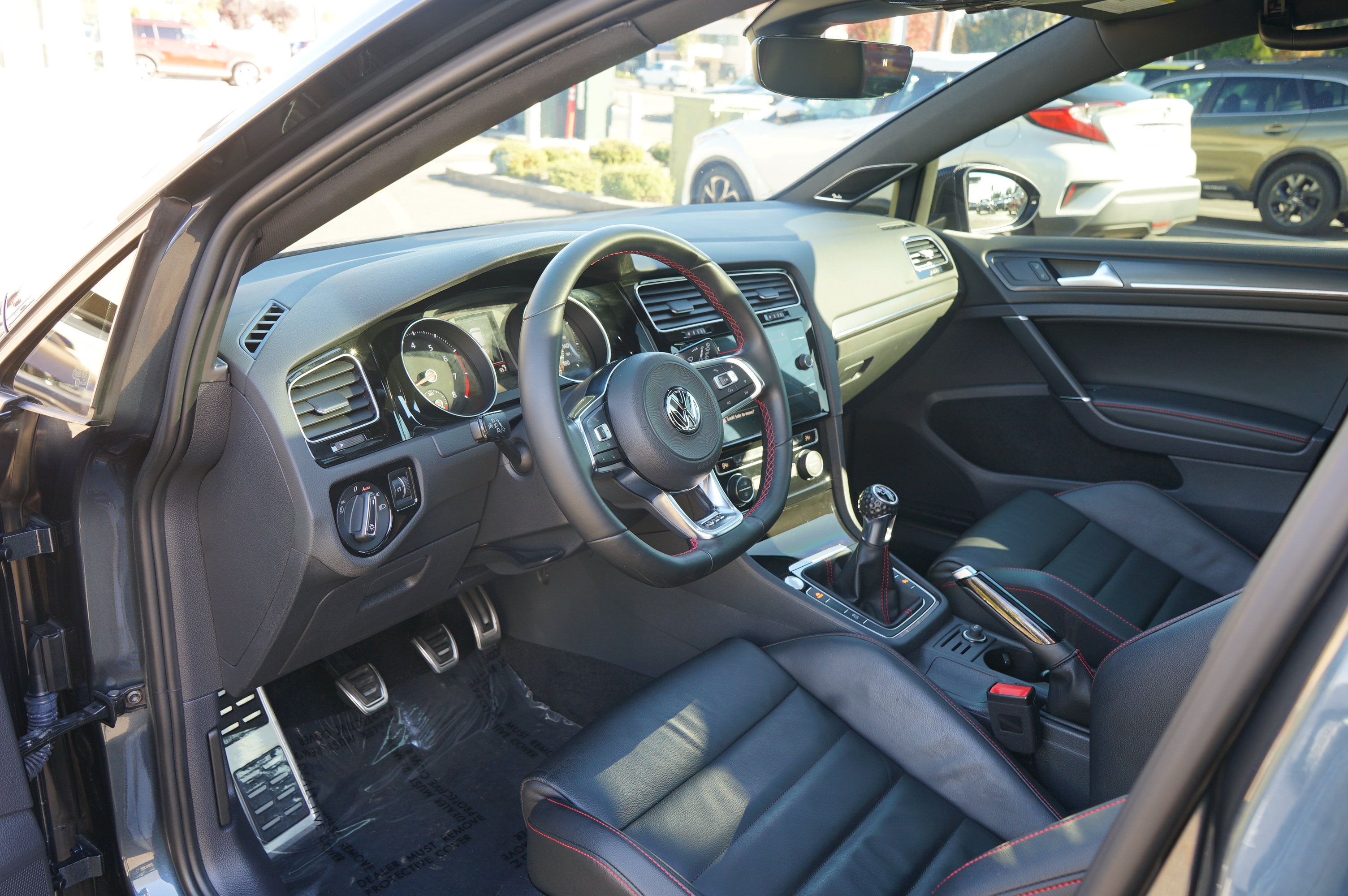 Used 2018 Volkswagen GTI Autobahn FWD image 14