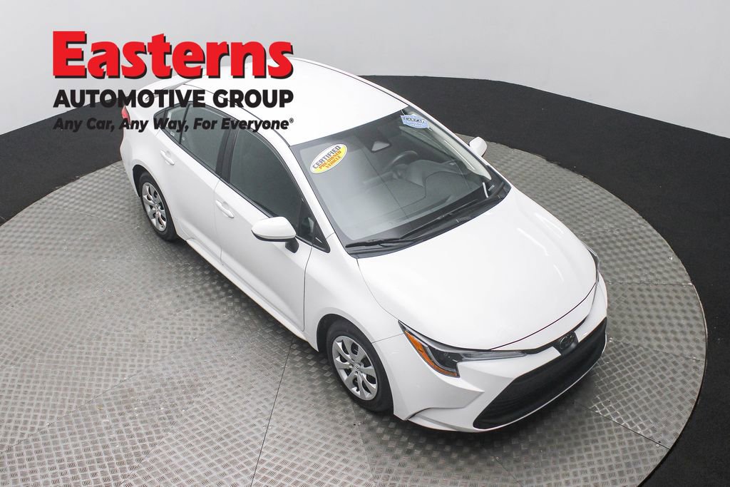 Used 2024 Toyota Corolla LE image 3