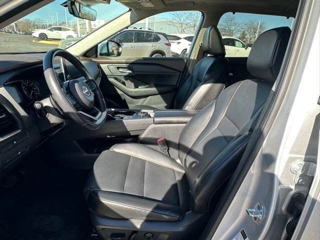 Certified 2023 Nissan Rogue SV w/ SV Premium Package image 24