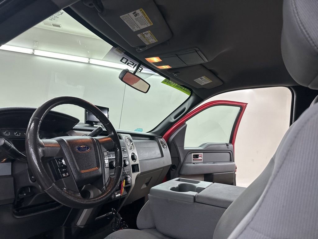 Used 2011 Ford F150 XLT w/ XLT Chrome Pkg image 29