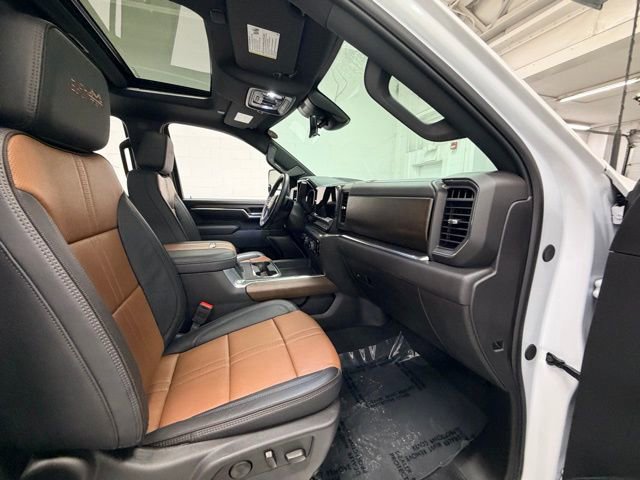 Certified 2025 Chevrolet Silverado 2500 High Country w/ High Country Premium Package image 30