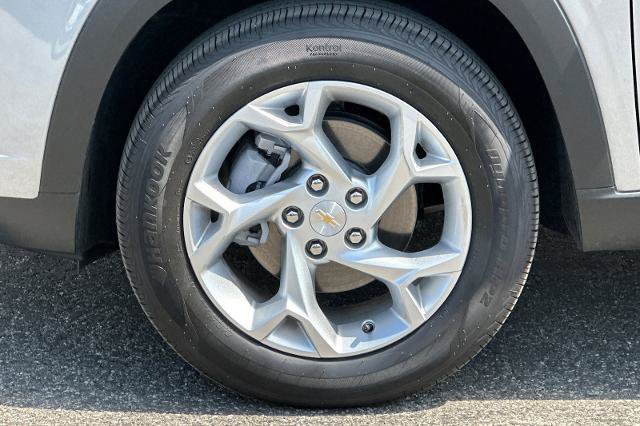 New 2026 Chevrolet Trax LS w/ LS Convenience Package FWD image 35