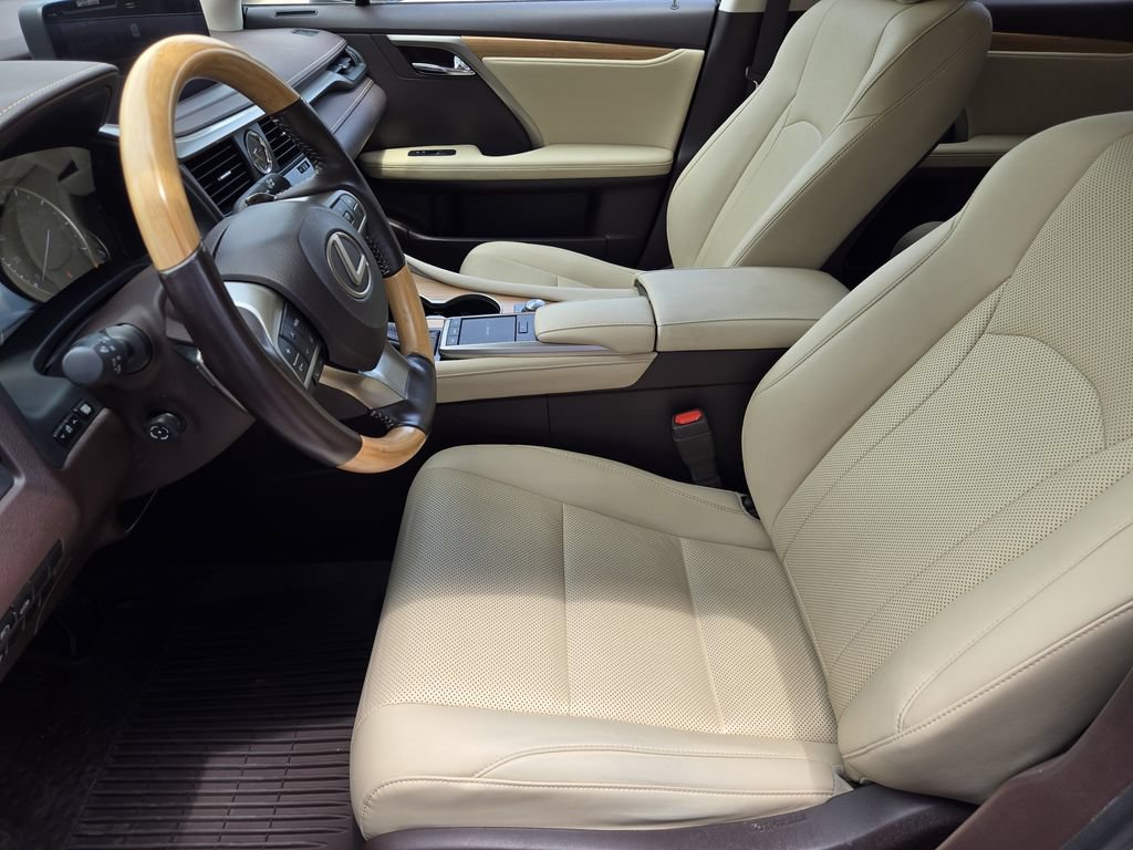 Used 2020 Lexus RX 350L Premium w/ Premium Package AWD/4WD image 8