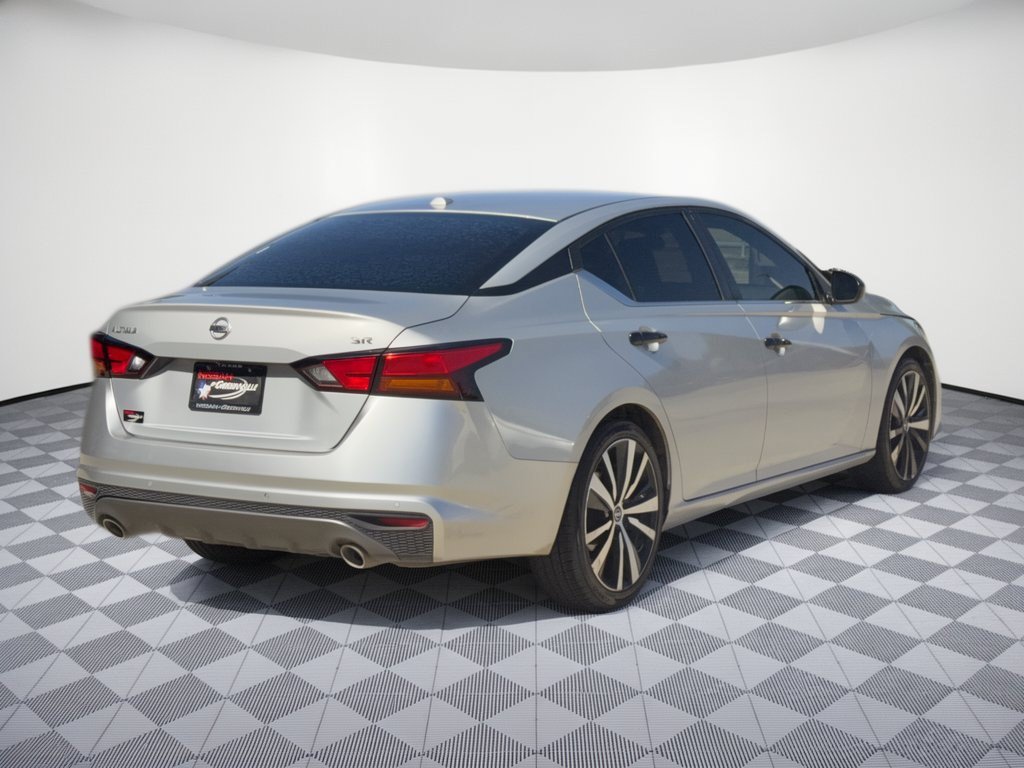 Used 2021 Nissan Altima 2.5 SR FWD image 9