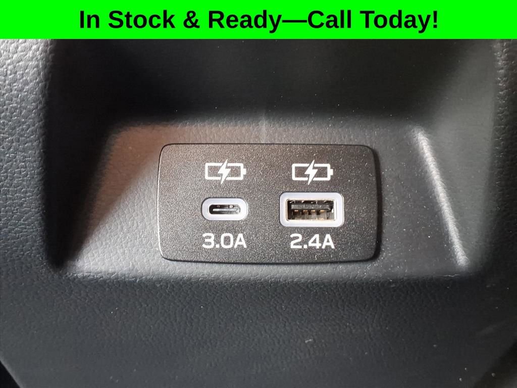 Used 2025 Subaru Crosstrek 2.0i Premium image 29