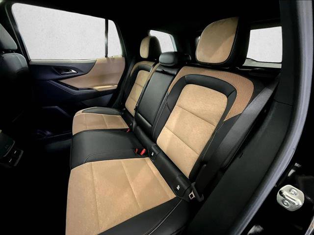 Used 2026 Chevrolet Equinox ACTIV FWD image 28