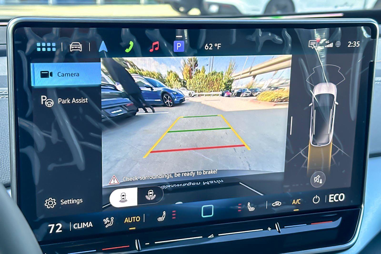 New 2025 Volkswagen ID.4 Pro image 19