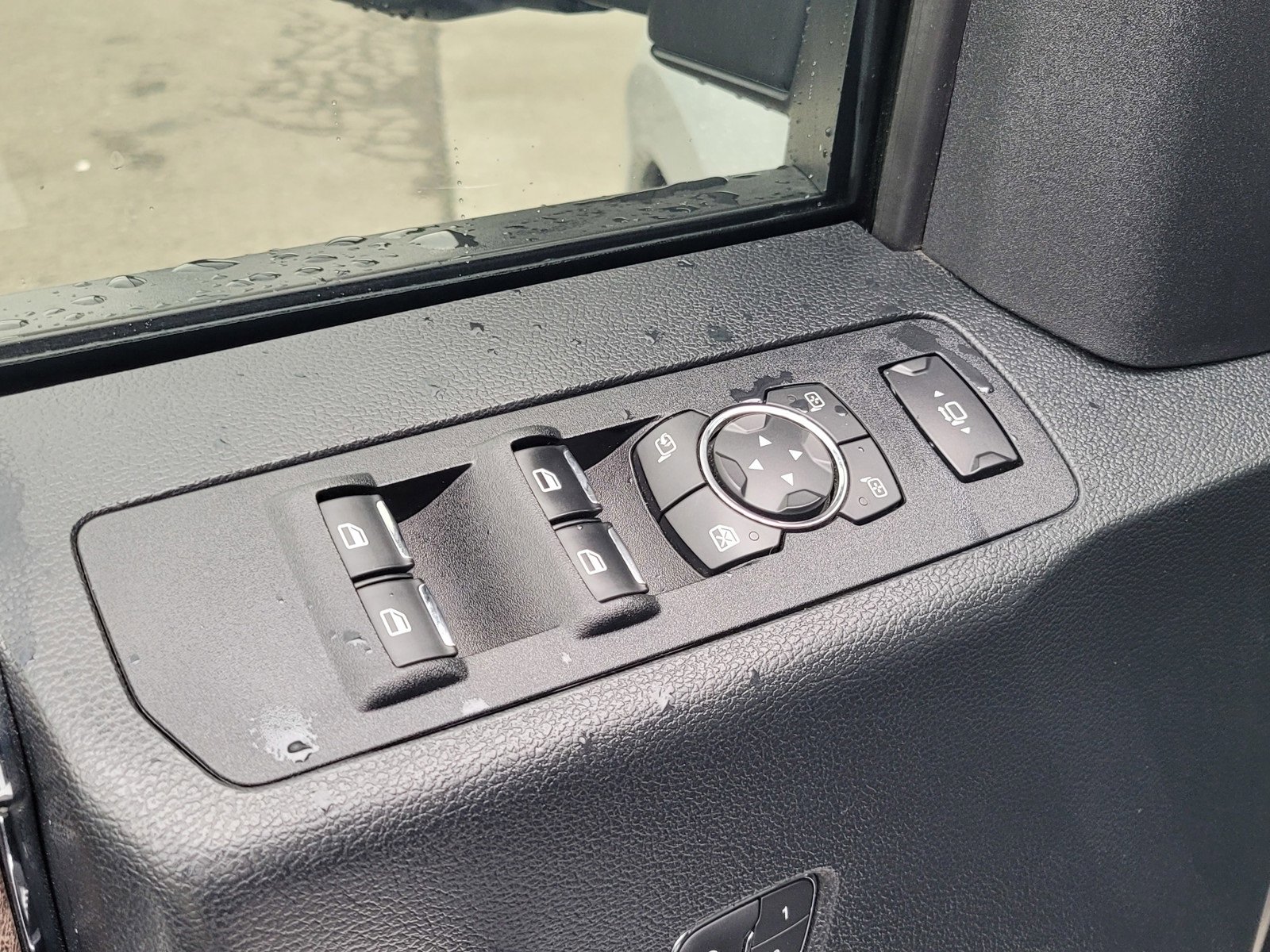 Used 2019 Ford F250 Lariat w/ Lariat Value Package image 17