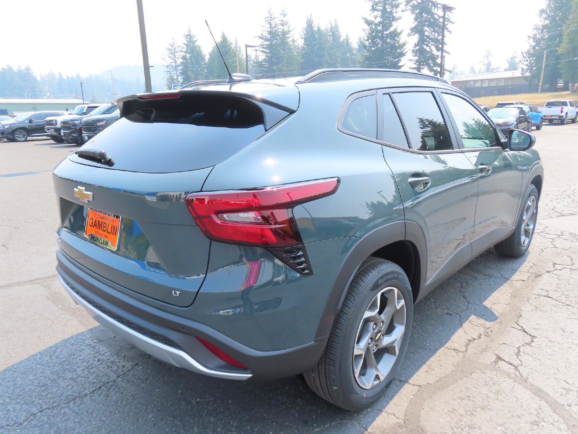 New 2026 Chevrolet Trax LT w/ Driver Confidence Package FWD image 8