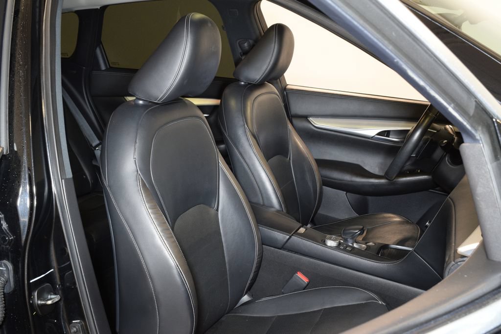 Certified 2019 INFINITI QX50 Essential w/ Proactive Package FWD image 32