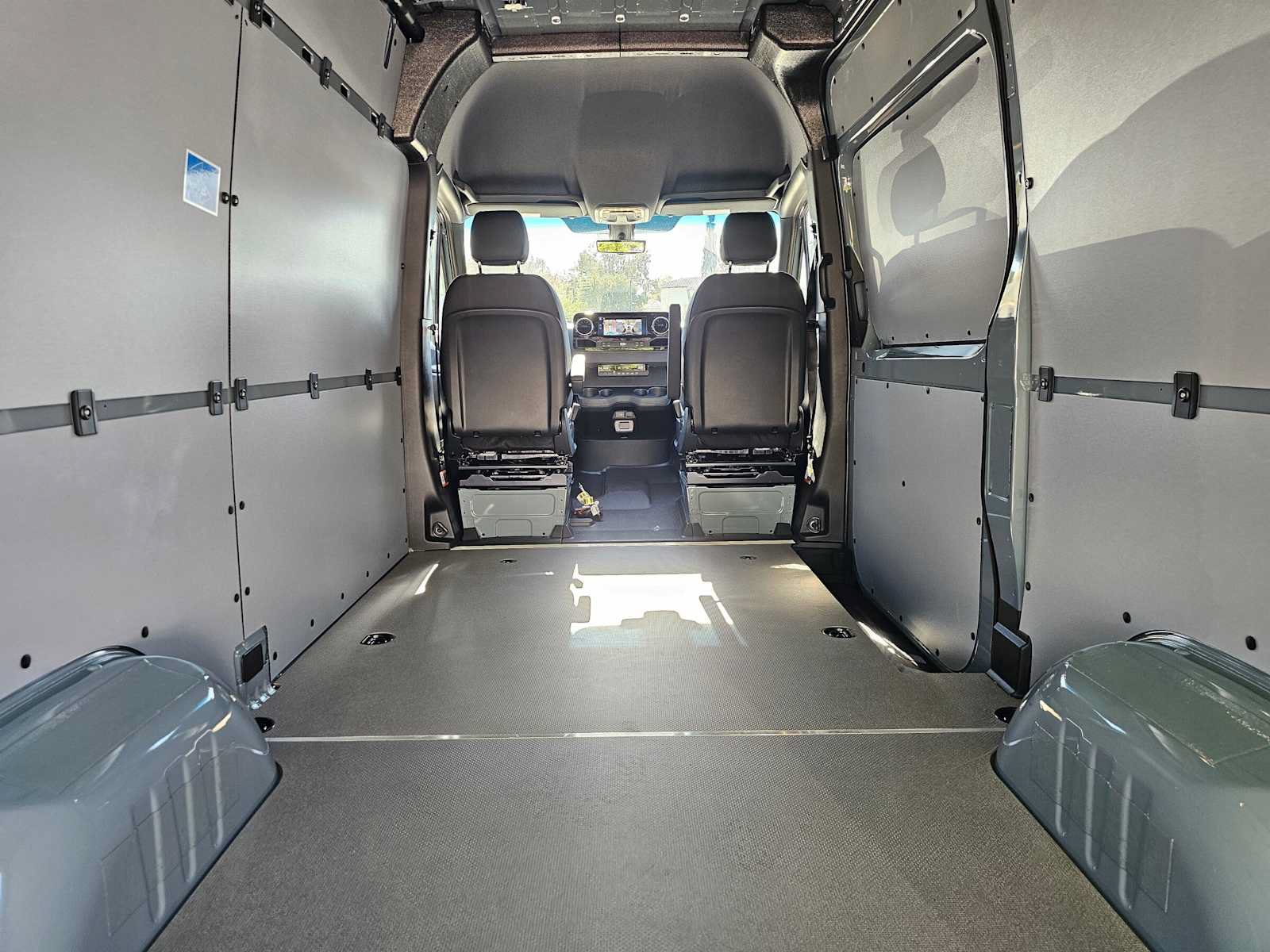 New 2026 Mercedes-Benz Sprinter 2500 image 18