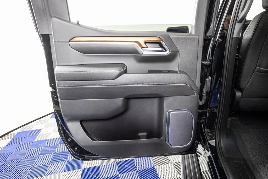 Used 2023 GMC Sierra 1500 Denali w/ Denali Reserve Package image 12