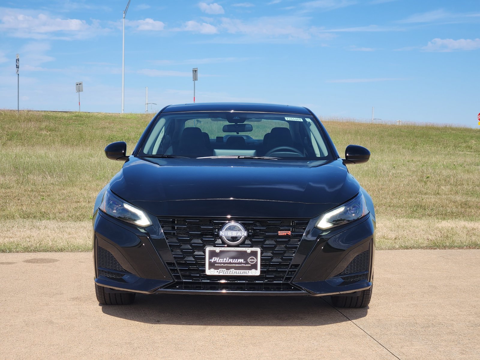 New 2026 Nissan Altima 2.5 SR FWD image 6
