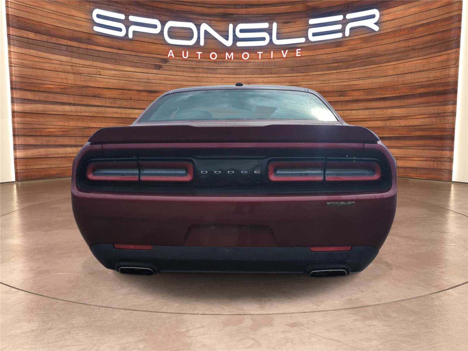 Used 2020 Dodge Challenger SXT w/ Driver Convenience Group RWD image 6