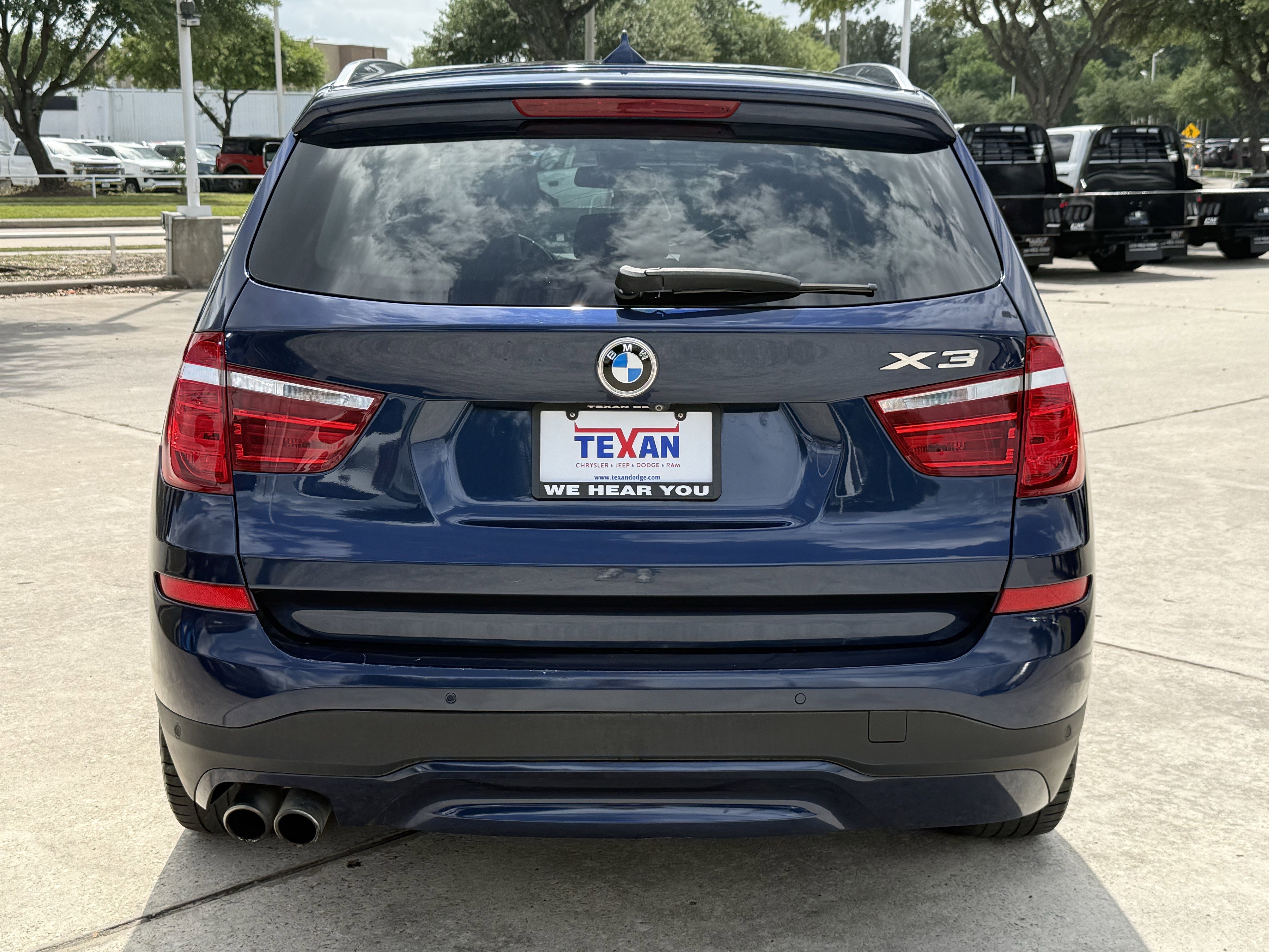 Used 2017 BMW X3 xDrive28i AWD/4WD image 6