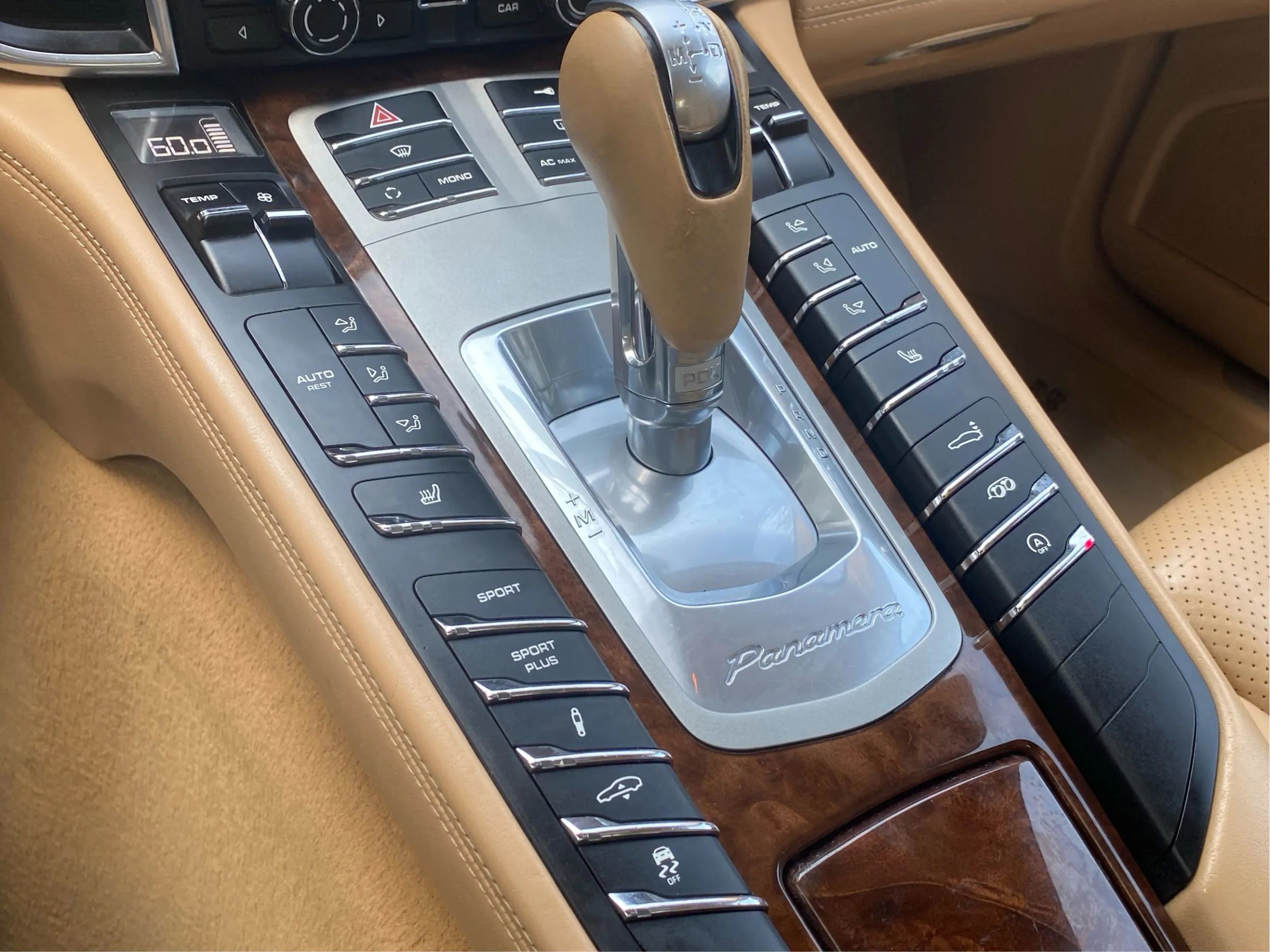 Used 2010 Porsche Panamera 4S image 46