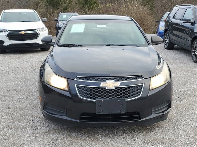 Used 2011 Chevrolet Cruze LS image 2
